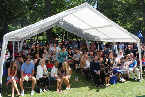 Oath of citizenship on One World Day